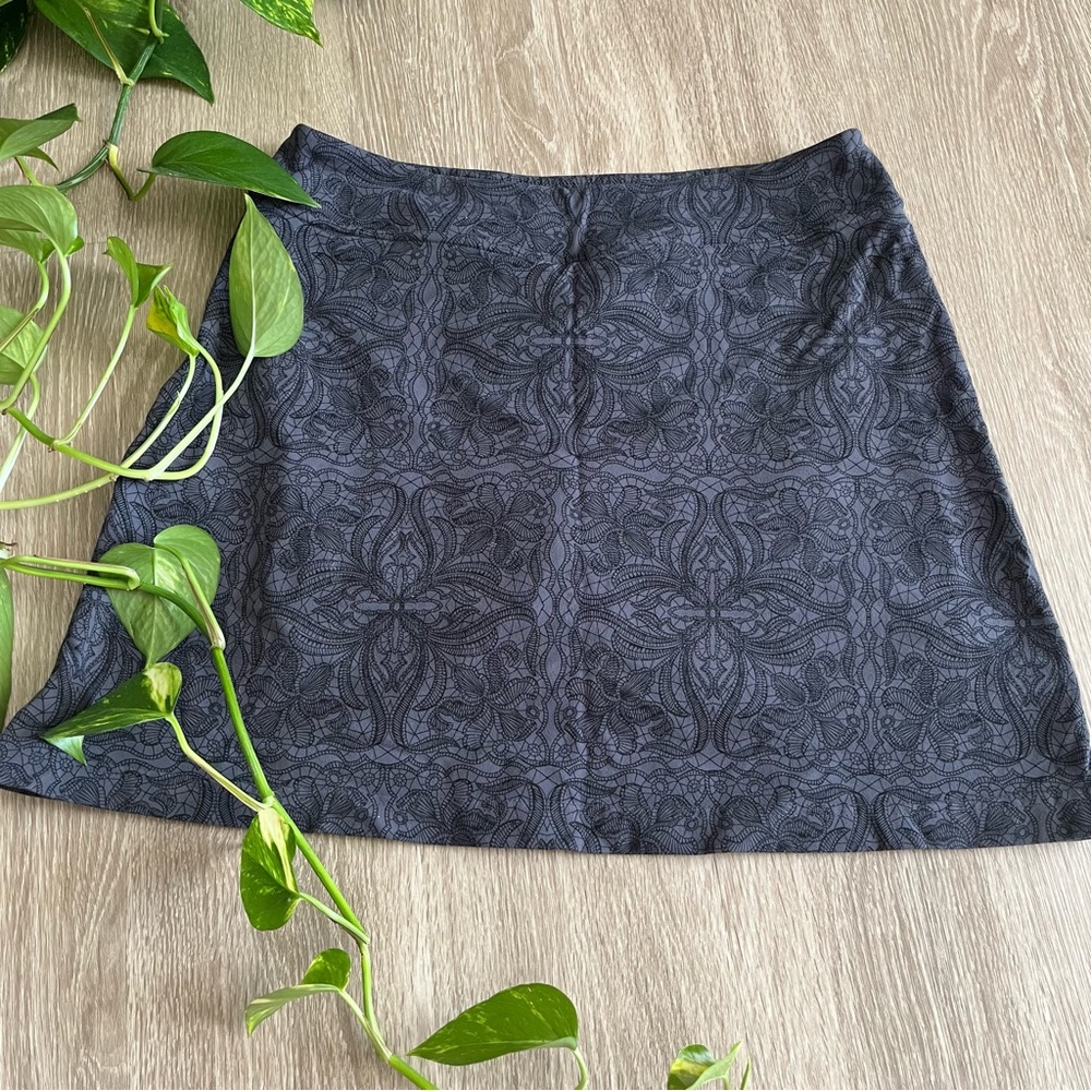 Moving sale! 📦 Athleta Sports Skirt Skort Medium Gray